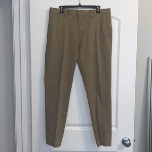 Banana Republic Mason Athletic Tapered Fit Chino